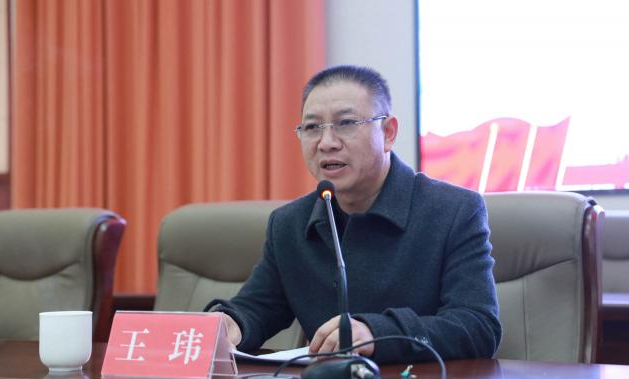 王玮到ag俱乐部股份有限公司宣讲党的十九届五中全会精神